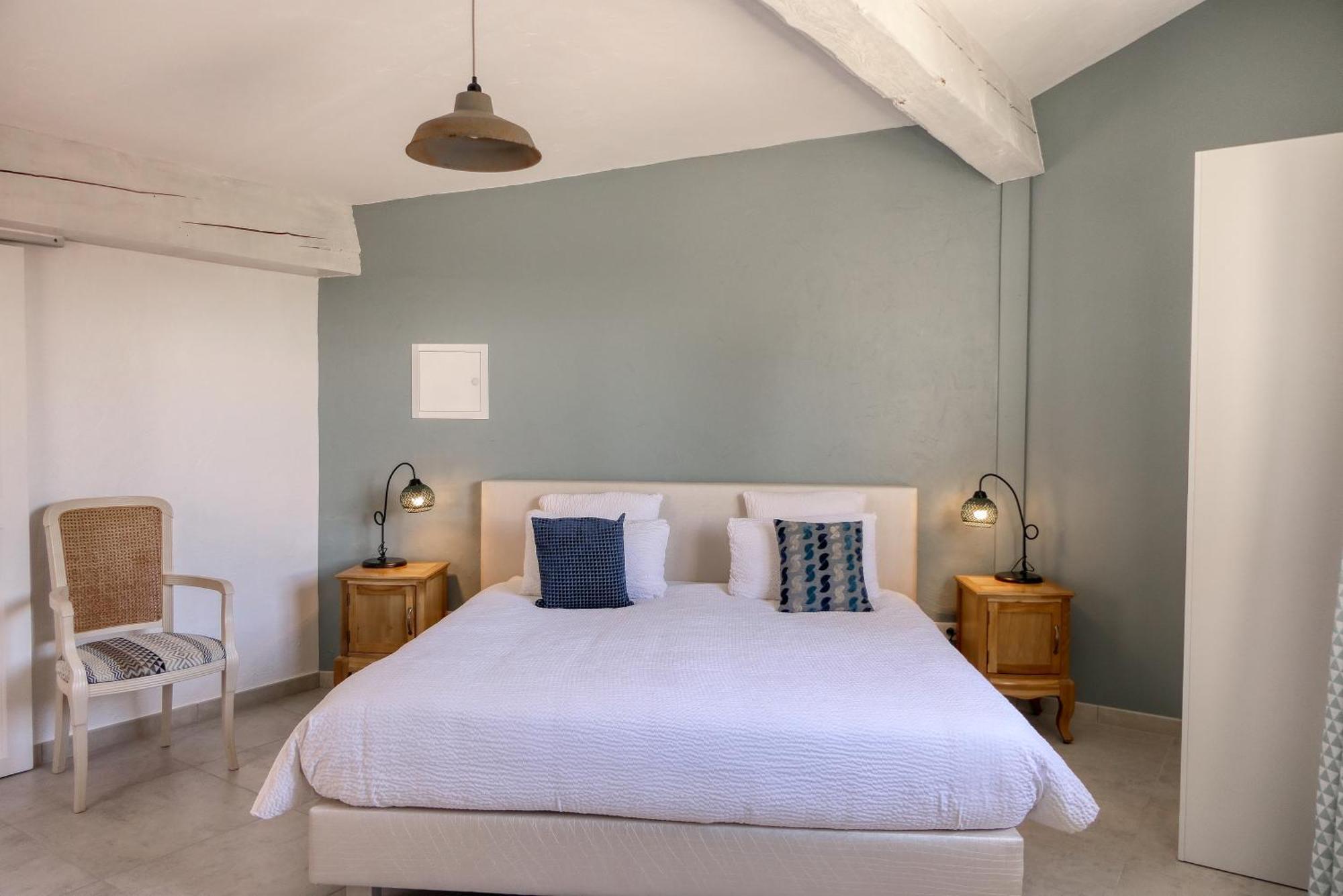 Le Hameau Fleur De Pierres , Chambre , Gite Et Table D'Hotes Murs  Exteriér fotografie